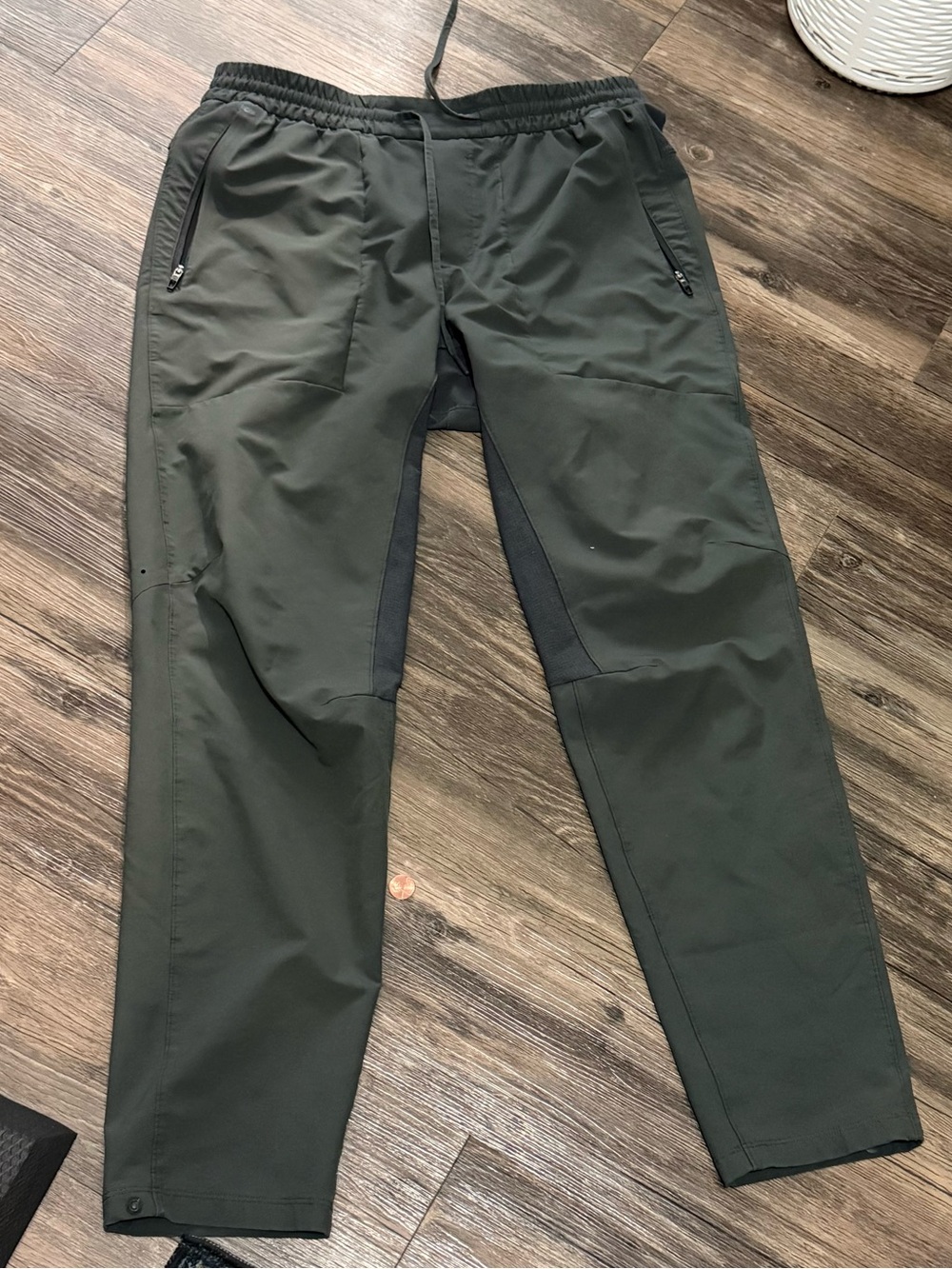 Men's lululemon Olive Green Performance Jogger Pants